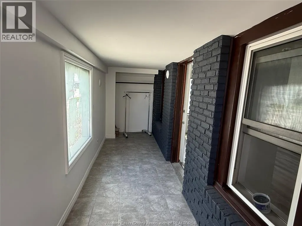 5163 Walker ROAD Unit# B