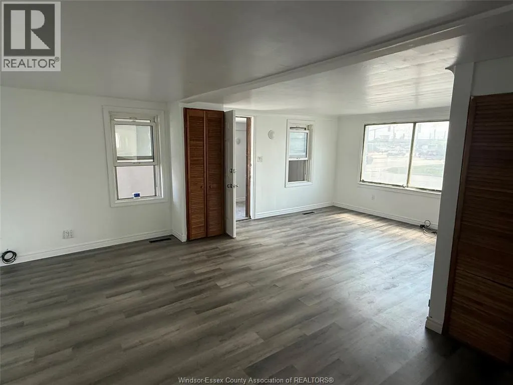 5163 Walker ROAD Unit# B