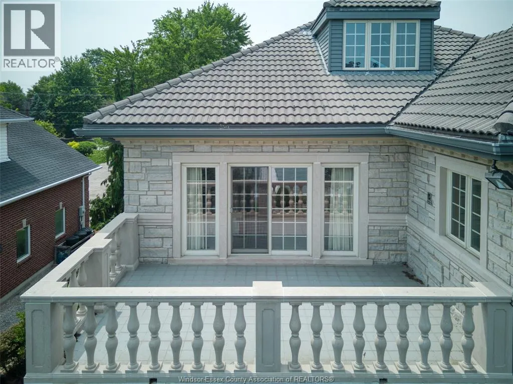 300 Elmgrove DRIVE