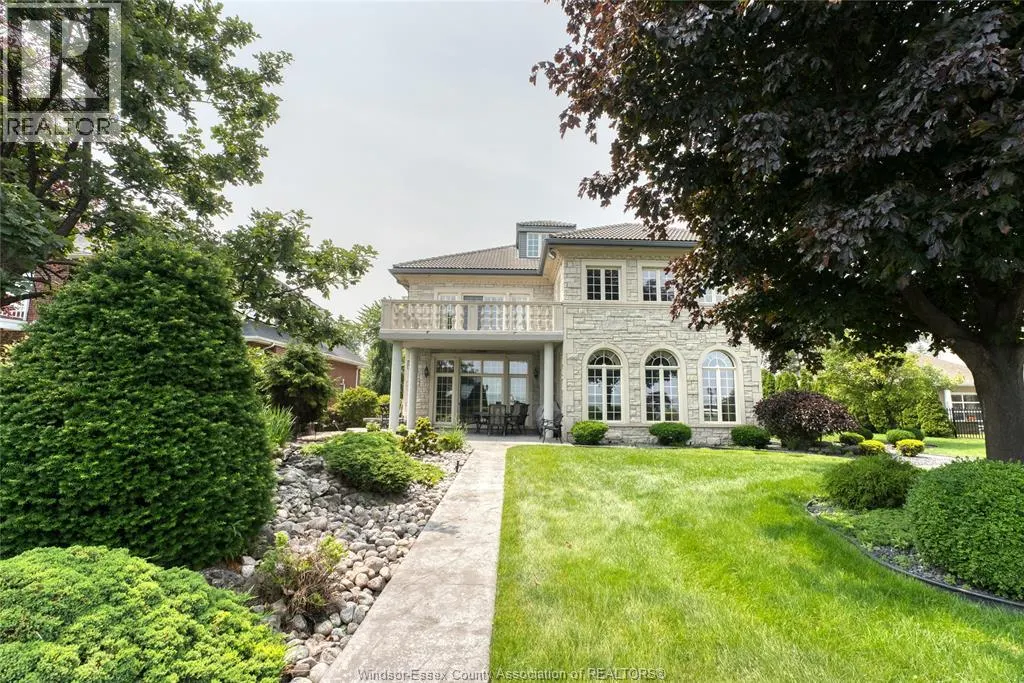 300 Elmgrove DRIVE