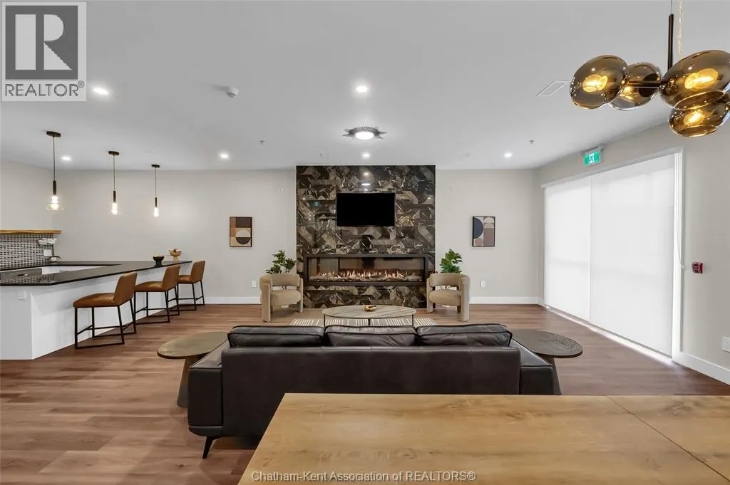 12 Mill STREET West Unit# 504
