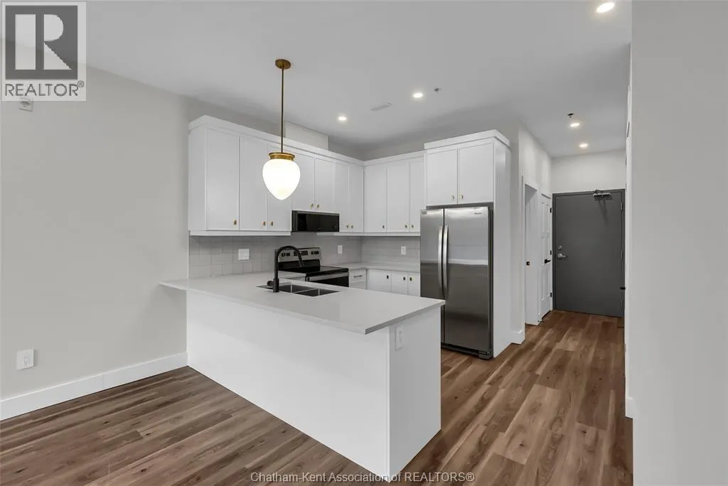 12 Mill STREET West Unit# 504