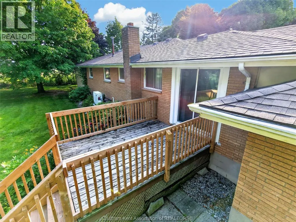 10156 Longwoods ROAD