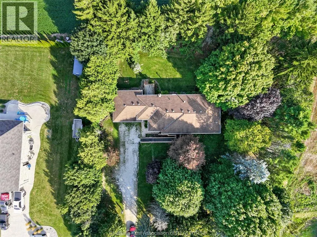 10156 Longwoods ROAD