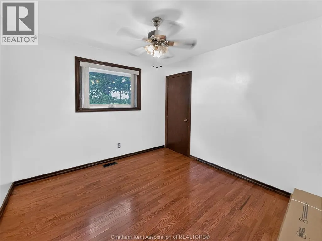 10156 Longwoods ROAD