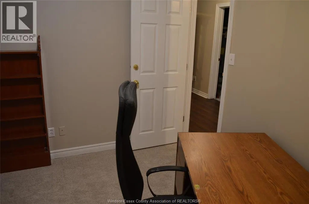 1270 WOODMONT CRESCENT