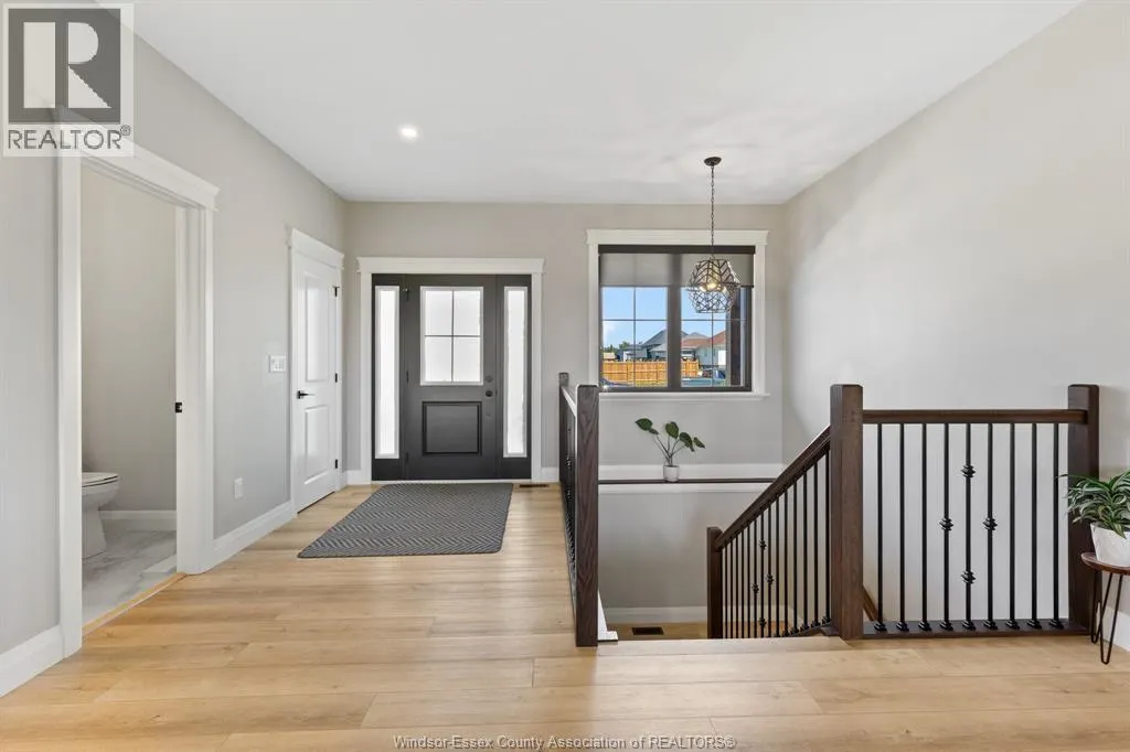 4422 BELMONT