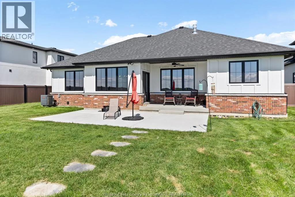 4422 BELMONT