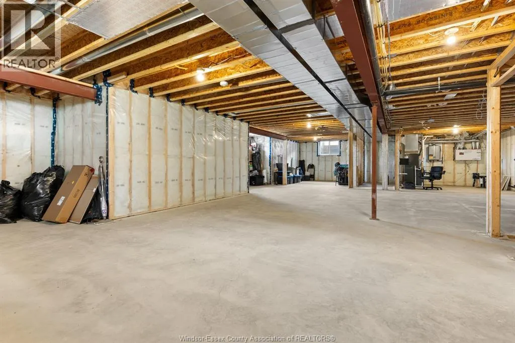4422 BELMONT