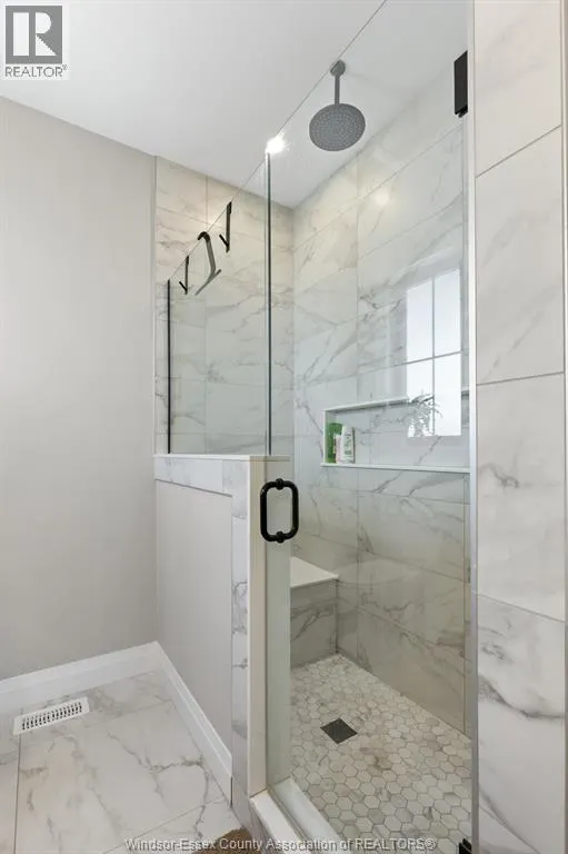4422 BELMONT