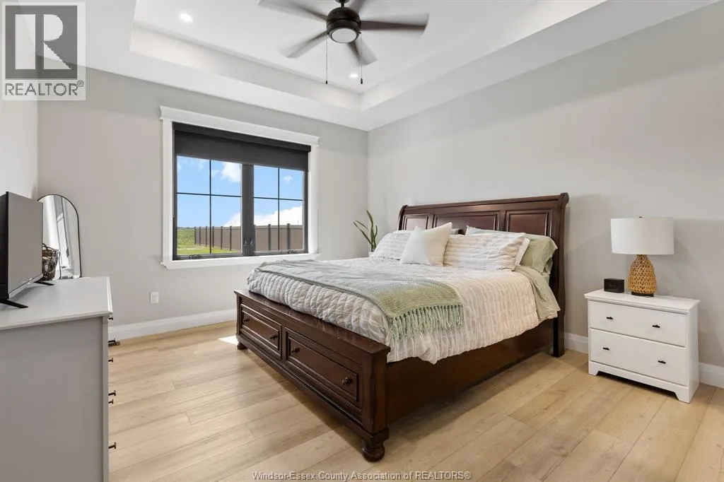 4422 BELMONT