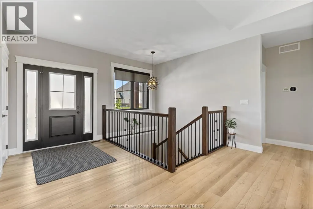 4422 BELMONT