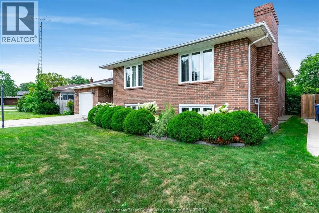 37 Elizabeth CRESCENT