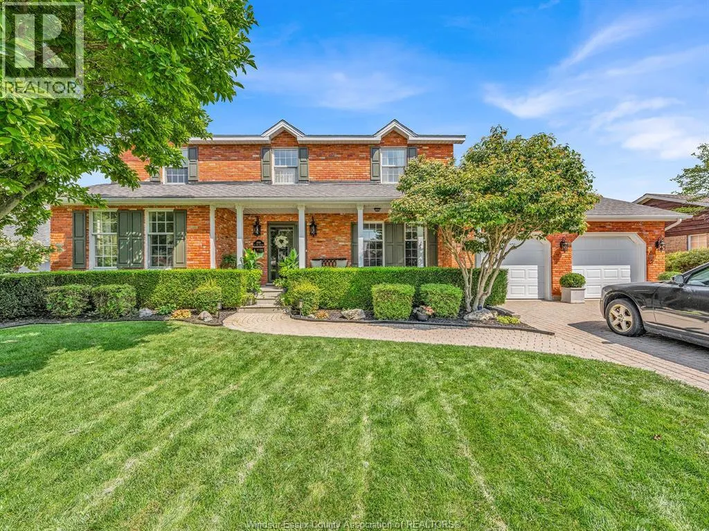 2998 ST LUKE CRESCENT