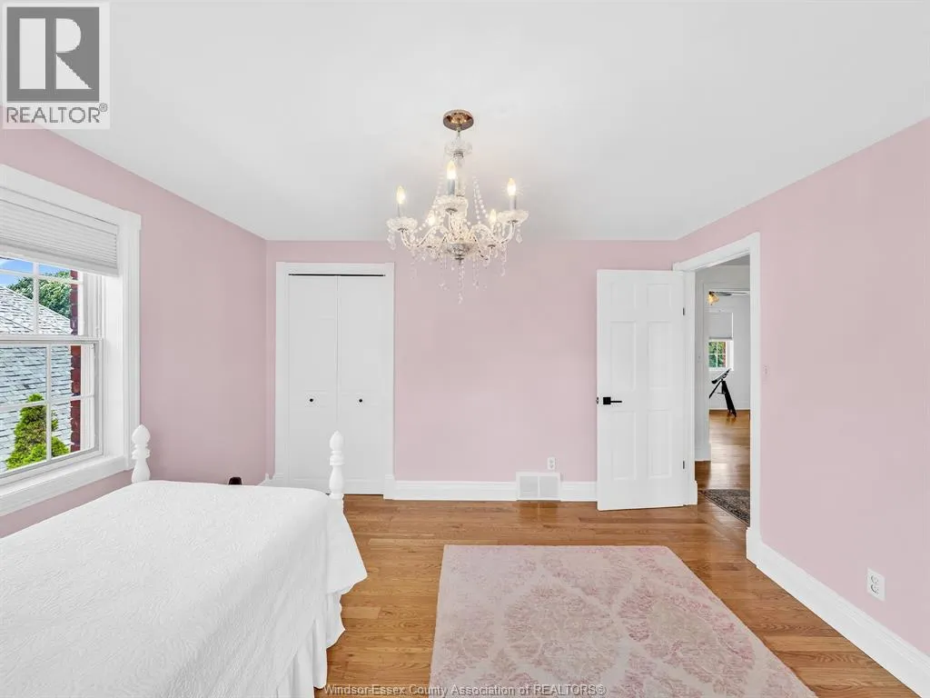 2998 ST LUKE CRESCENT