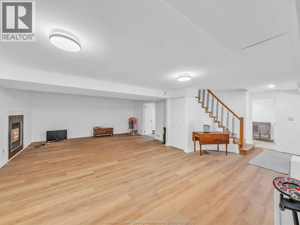 2998 ST LUKE CRESCENT