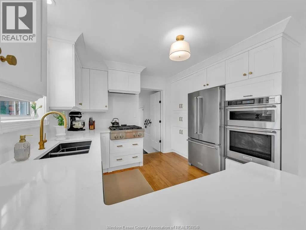 2998 ST LUKE CRESCENT