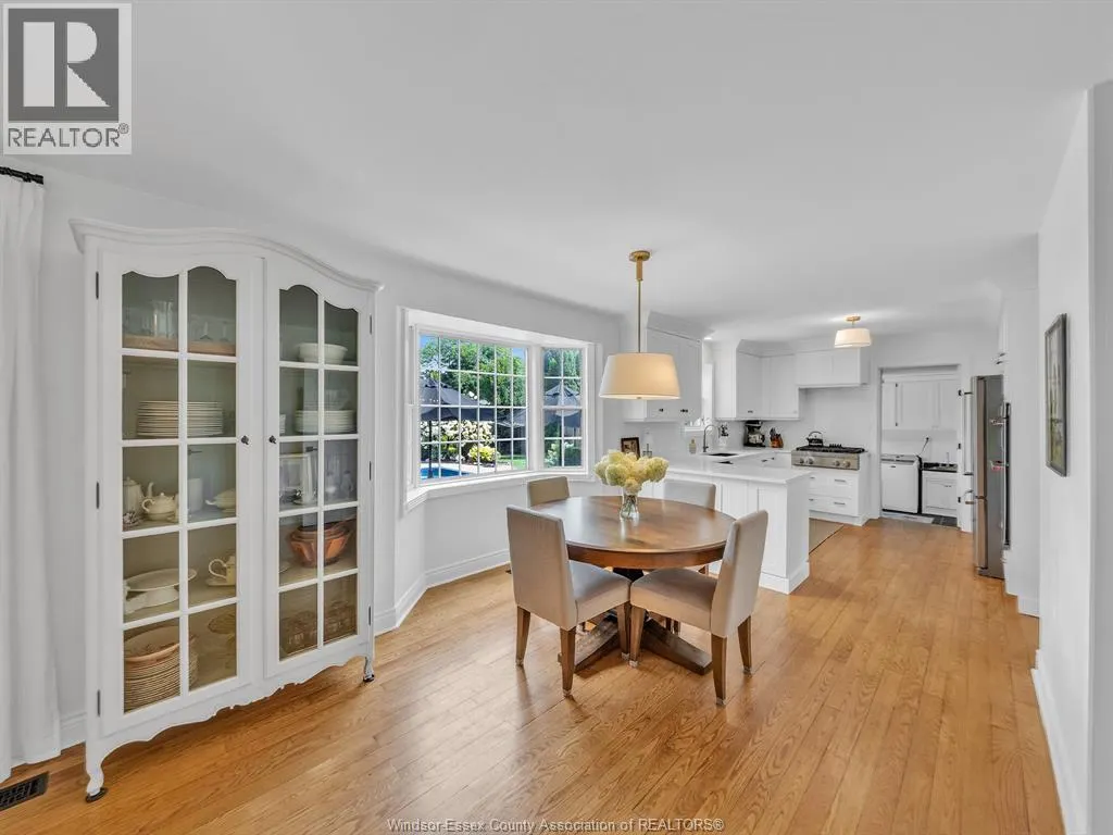 2998 ST LUKE CRESCENT