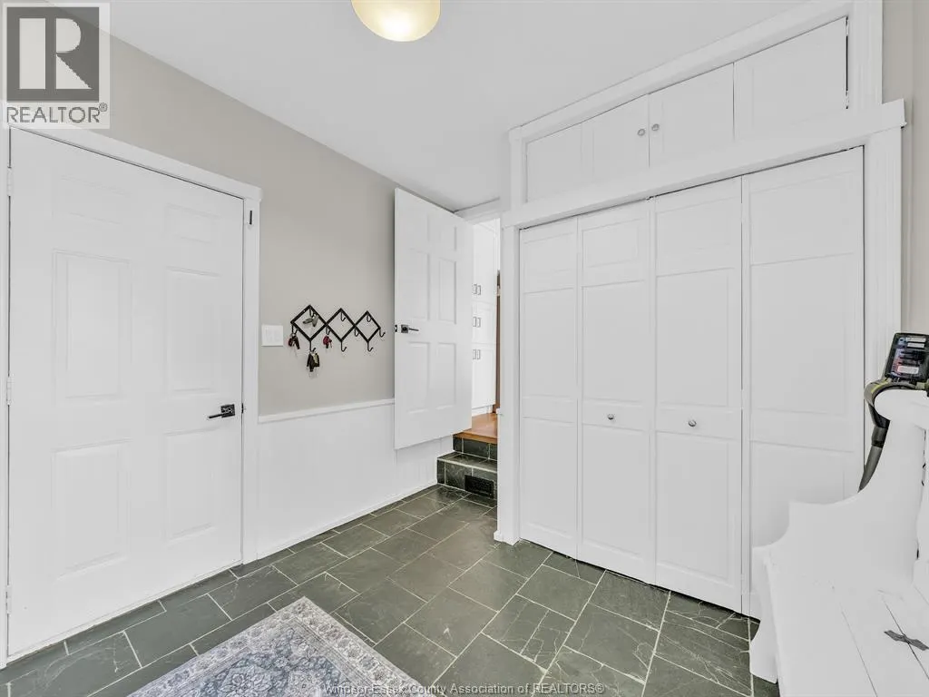 2998 ST LUKE CRESCENT
