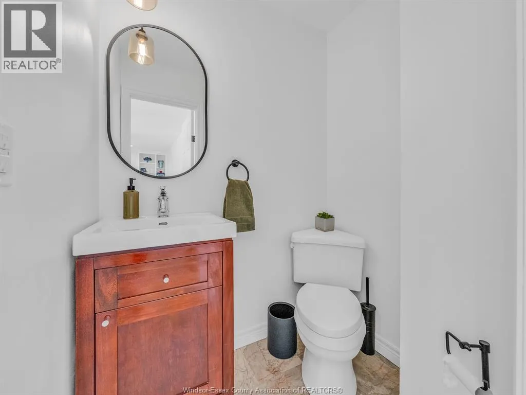 2998 ST LUKE CRESCENT