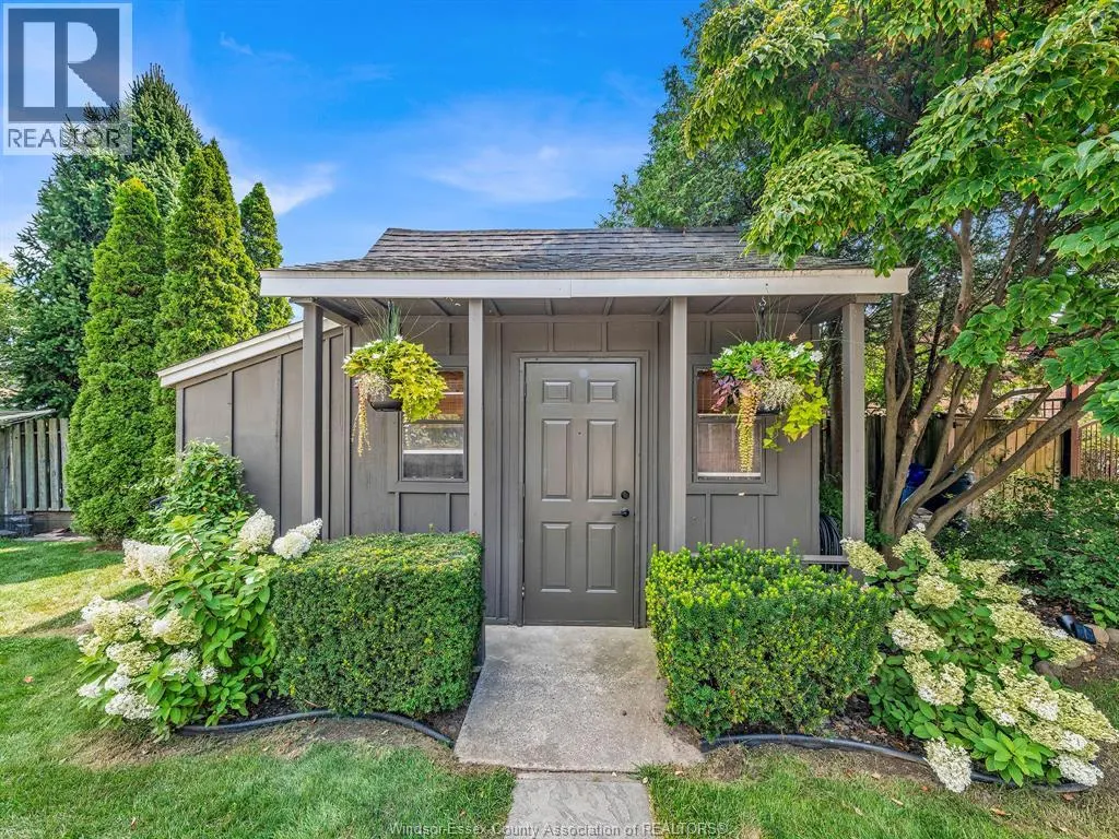 2998 ST LUKE CRESCENT