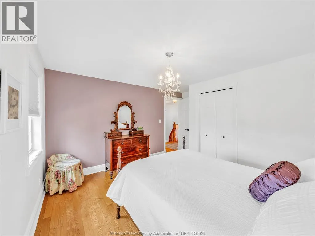 2998 ST LUKE CRESCENT