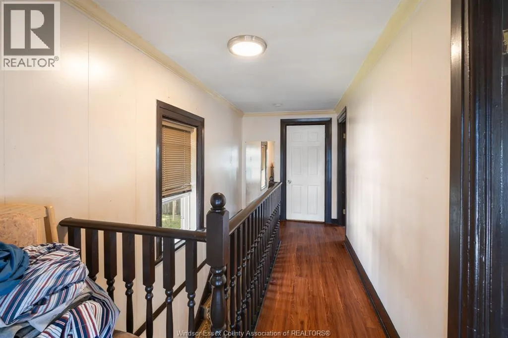 261 Bathurst STREET
