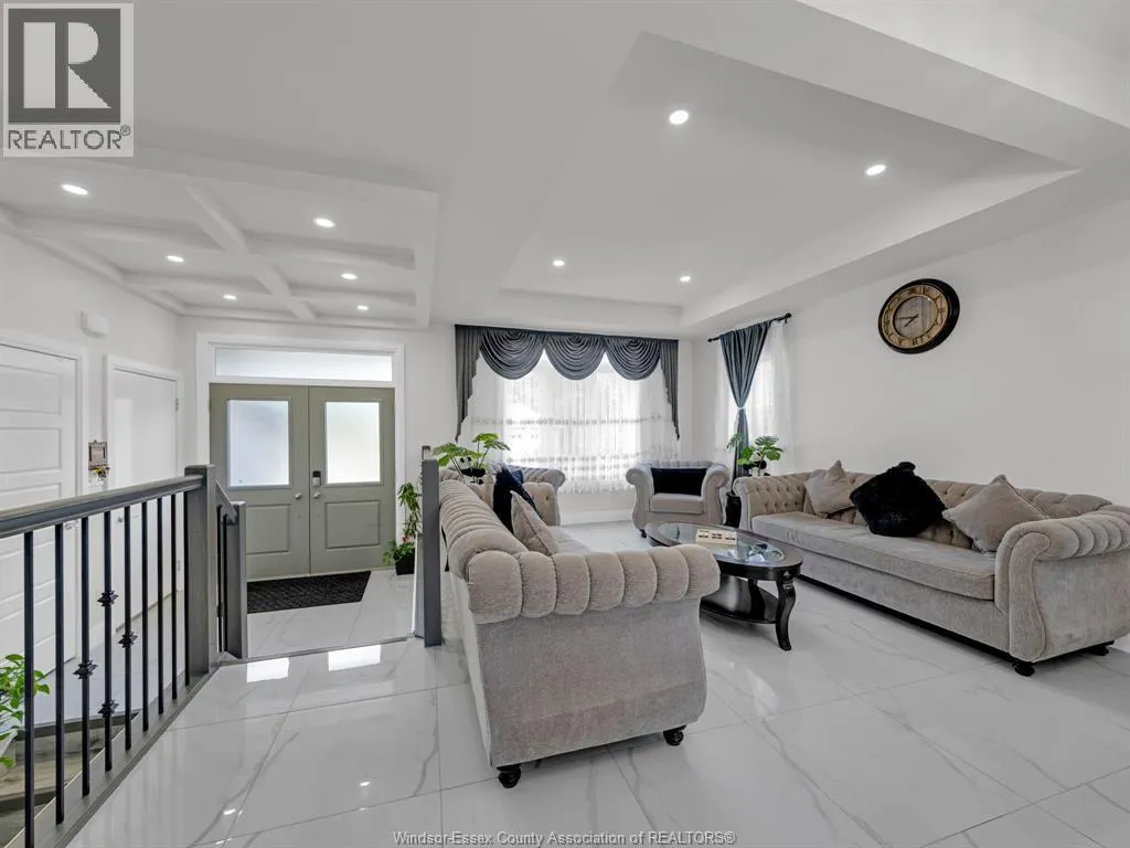 233 Sandybrook WAY