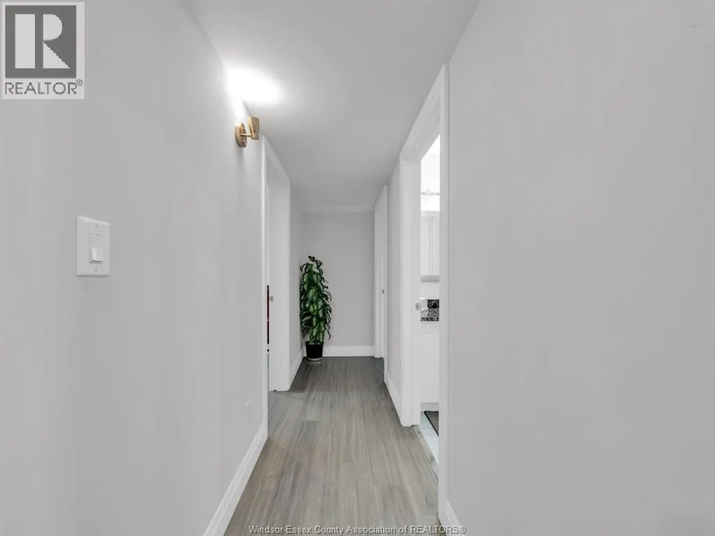 233 Sandybrook WAY