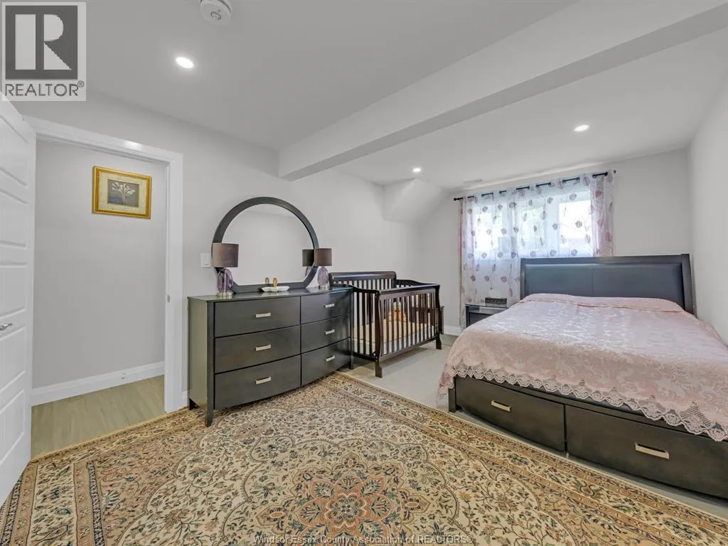 233 Sandybrook WAY