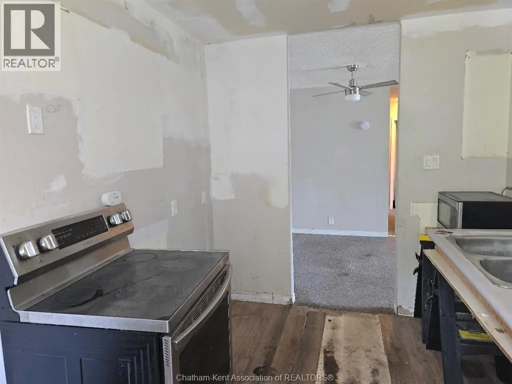 12 Montgomery DRIVE Unit# A207