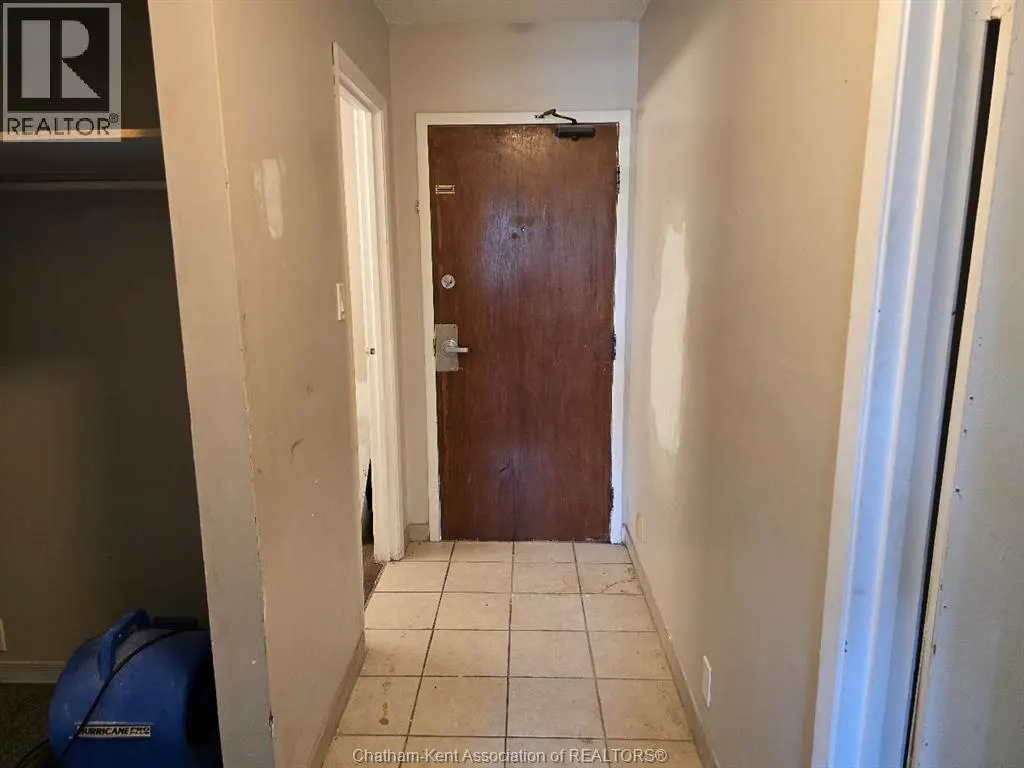 12 Montgomery DRIVE Unit# A207