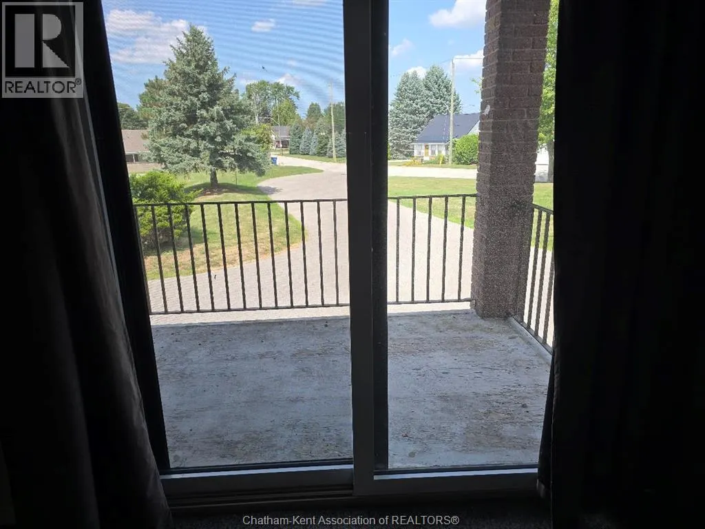 12 Montgomery DRIVE Unit# A207