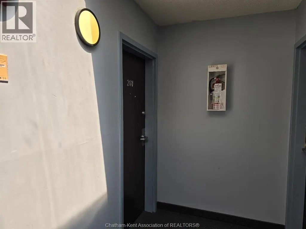 12 Montgomery DRIVE Unit# A207