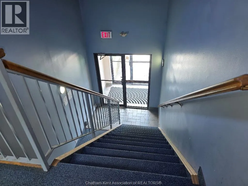 12 Montgomery DRIVE Unit# A207
