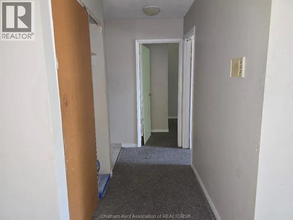 12 Montgomery DRIVE Unit# A207