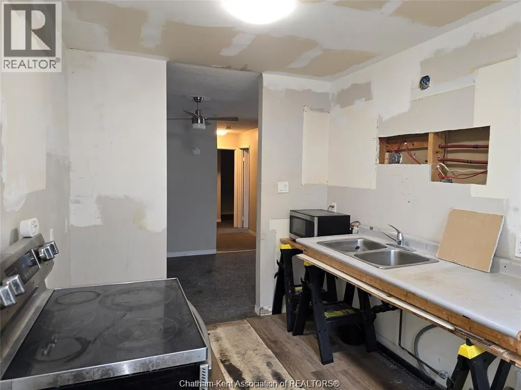 12 Montgomery DRIVE Unit# A207