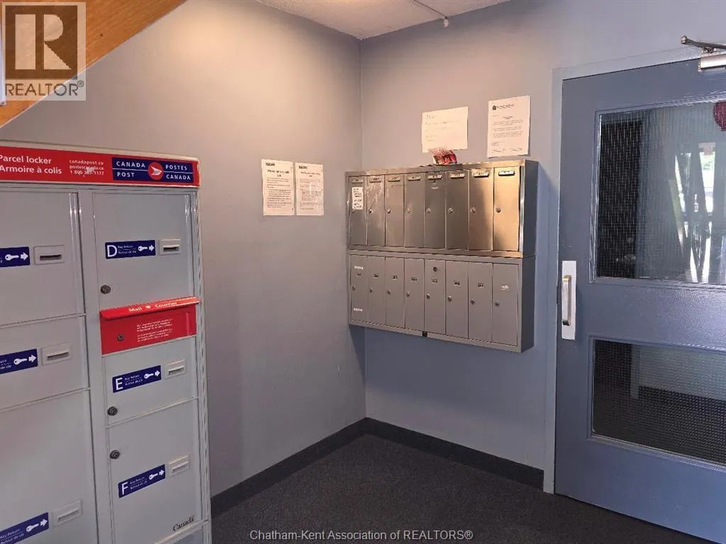 12 Montgomery DRIVE Unit# A207
