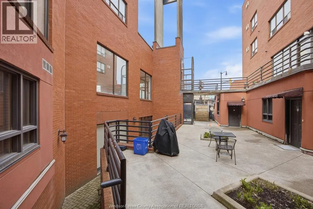1 MAIN STREET West Unit# 15