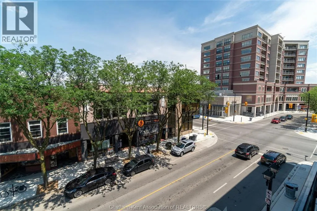 140 King STREET West Unit# 201