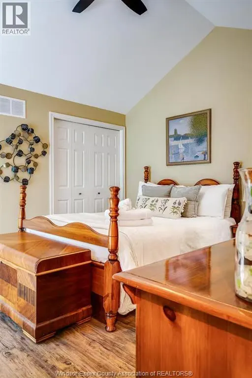 752 Point Pelee