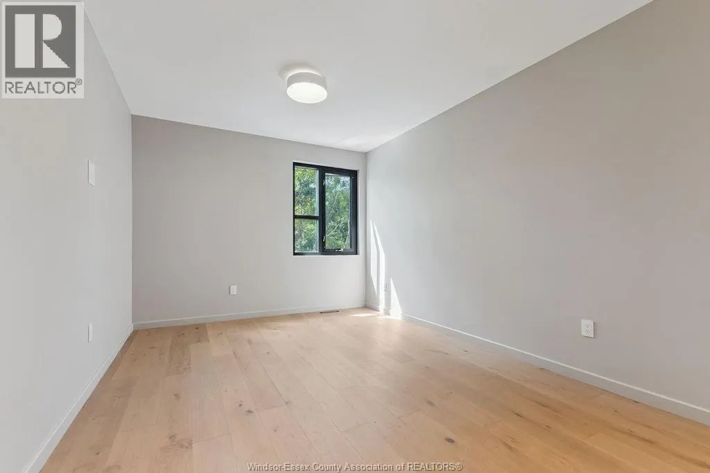 152 GRANDVIEW AVENUE