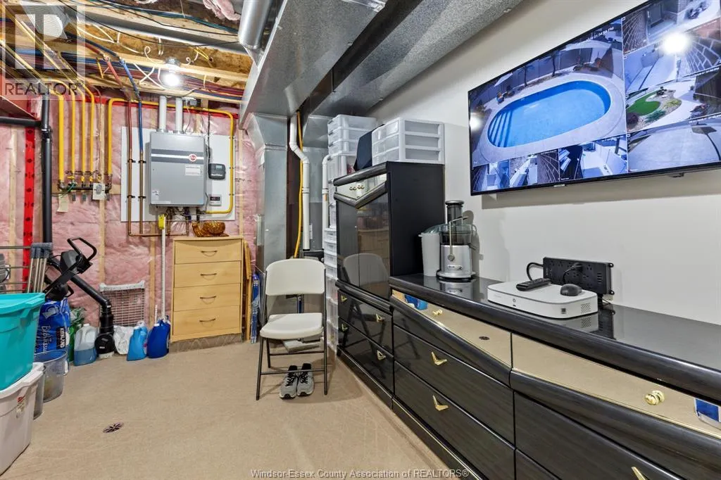 1360 LEGENDS LANE
