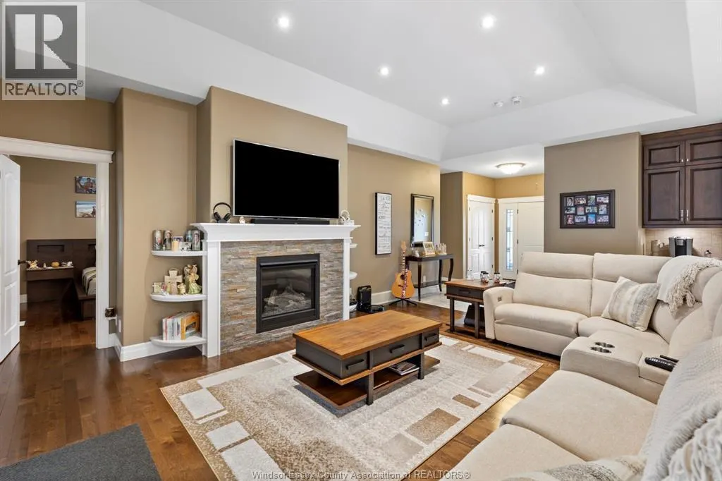 1360 LEGENDS LANE