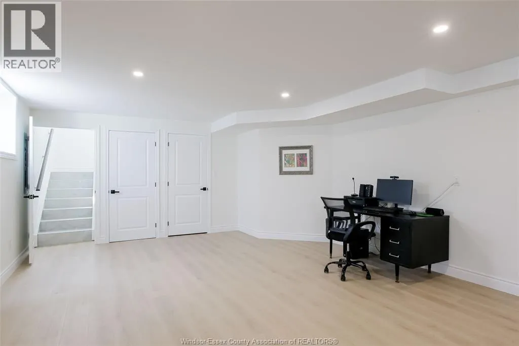236 MCLELLAN