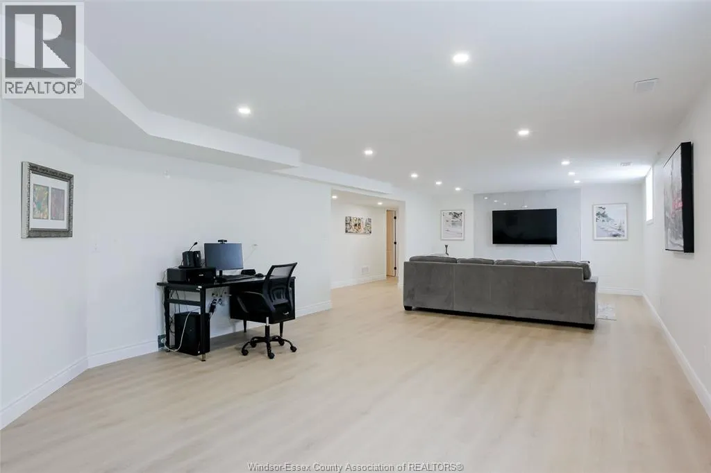236 MCLELLAN