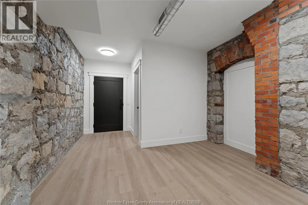 247 BROCK STREET Unit# 102