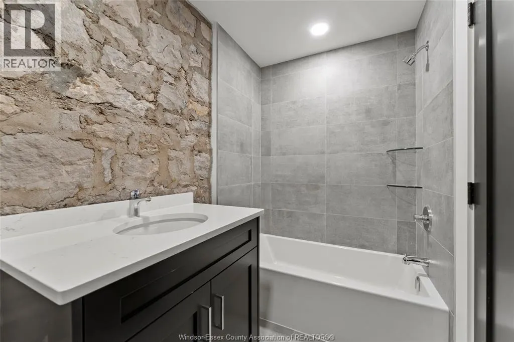 247 BROCK STREET Unit# 102