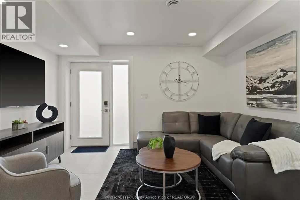 171 ROBSON ROAD Unit# 12