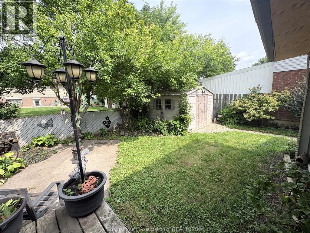 60 COPPERFIELD CRESCENT
